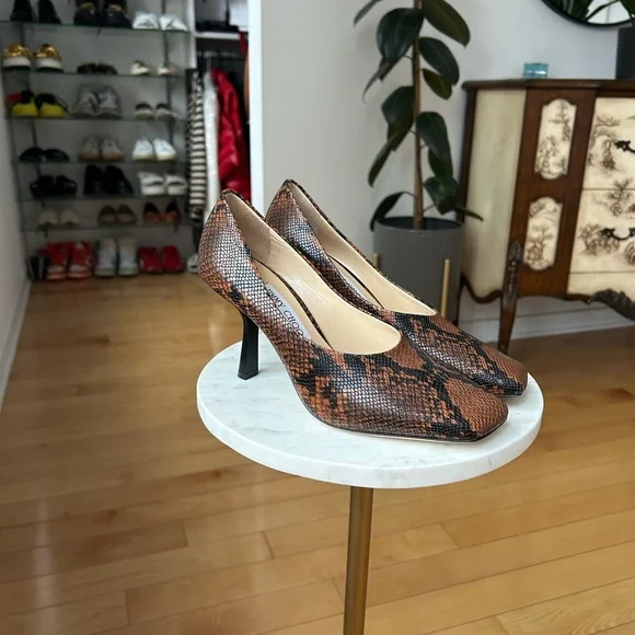 Jimmy Choo Brown Snakeskin Heels - Picture 1 of 7